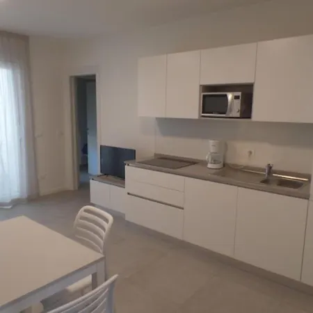 Brand-new Residential Complex With Shared Pool דירה *