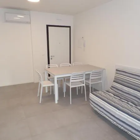 Brand-new Residential Complex With Shared Pool דירה